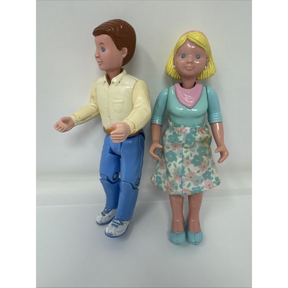 Vintage Fisher Price Loving Family Mom And Dad Dollhouse Toys Blond Skirt 1993